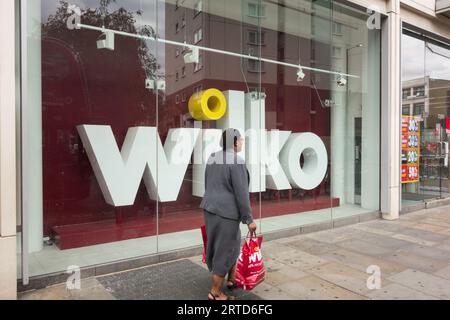 Londres, Angleterre, Royaume-Uni. 12 septembre 2023. Affichage de la boutique Wilko et vitrine. Fulham, ouest de Londres, Angleterre, Royaume-Uni Banque D'Images