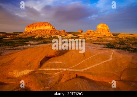 Zone asséchée près de la marina de Bullfrog sur le lac Powell, Glen Canyon National Recreation Area, Utah, États-Unis ; Utah, États-Unis d'Amérique Banque D'Images
