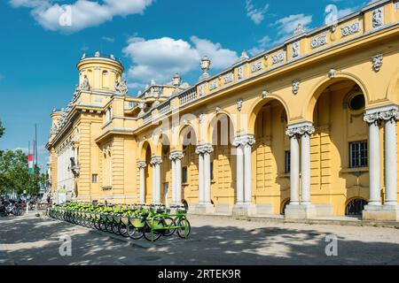 Bain thermal Széchenyi à Budapest, Hongrie Banque D'Images