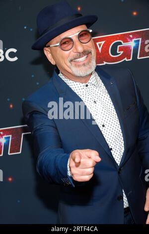 Pasadena, ca. 12 septembre 2023. Howie Mandel à la saison 18 America's Got Talent Red Carpet Show Live à l'Hôtel Dena à Pasadena, Californie, le 12 septembre 2023. Crédit : Faye Sadou/Media Punch/Alamy Live News Banque D'Images