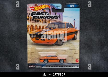 Doha, Qatar - 13 septembre 2023 : Pack de Fast and Furious modèle de voiture moulé sous pression pour la série Hot Wheels. Hot Wheels est une voiture jouet moulée sous pression à l'échelle par American To Banque D'Images