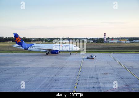 Israir Airbus A320-200 au départ de l'aéroport de Budapest en Hongrie Banque D'Images