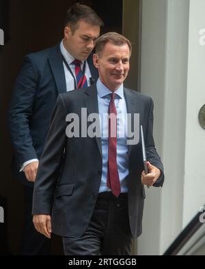 Londres, Royaume-Uni. Septembre 13 2023. Le chancelier de l'Échiquier Jeremy Hunt quitte le 11 Downing Street.crédit : Tayfun Salci / Alamy Live News Banque D'Images