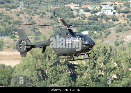 Hélicoptère militaire Banque D'Images