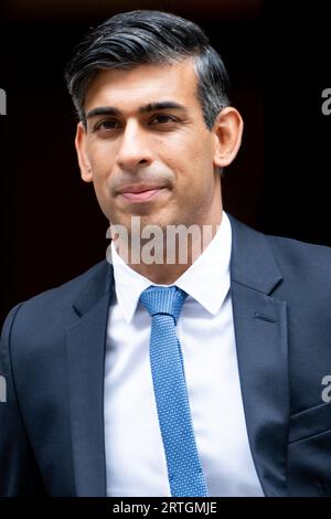 Londres, Royaume-Uni. 13 septembre 2023. Le Premier ministre britannique Rishi Sunak part pour PMQ à Downing Street. Crédit : Justin ng/Alamy Live News. Banque D'Images