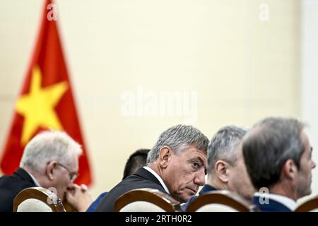 Haiphong, Vietnam. 13 septembre 2023. Le ministre flamand Jan jambon photographié lors d'une mission commerciale du gouvernement flamand au Vietnam, mercredi 13 septembre 2023. BELGA PHOTO DIRK WAEM crédit : Belga News Agency/Alamy Live News Banque D'Images