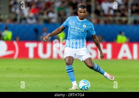 Athènes, Grèce - 16 août 2023 : le joueur de Manchester City Manuel Akanji en action lors de la finale de la Super coupe de l'UEFA entre Manchester City et S. Banque D'Images
