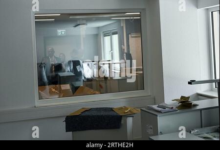 Hanau, Deutschland. 13 septembre 2023. 13 septembre 2023, xpsx, local Hanau ouverture de la Maison de la Jeunesse, de gauche à droite crédit : dpa/Alamy Live News Banque D'Images