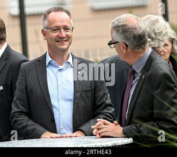 Hanau, Deutschland. 13 septembre 2023. 13 septembre 2023, xpsx, local Hanau ouverture de la Maison de la Jeunesse, de gauche à droite Heiko Kasseckert crédit : dpa/Alamy Live News Banque D'Images