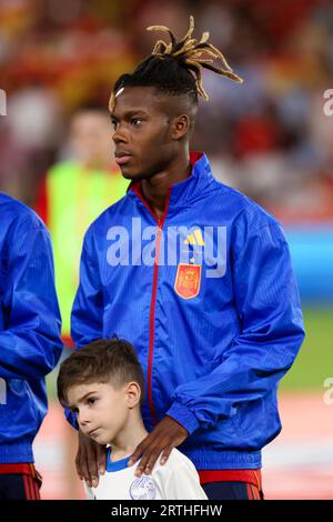 Grenade, Espagne. 12 septembre 2023. GRENADE, ESPAGNE - 12 SEPTEMBRE : Nico Williams d'Espagne lors du match de qualification européen de l'UEFA EURO 2024 entre l'Espagne et Chypre au Nuevo Los Carmenes le 12 septembre 2023 à Grenade, Espagne. (Image de crédit : © Samuel Gonzalez/DAX via ZUMA Press Wire) USAGE ÉDITORIAL SEULEMENT! Non destiné à UN USAGE commercial ! Banque D'Images