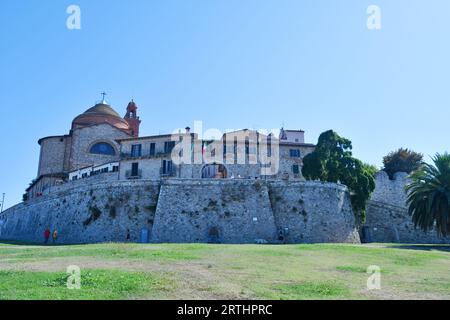 Les murs de Castiglione del Lago, une ville médiévale dans la région Ombrie, Italie. Banque D'Images