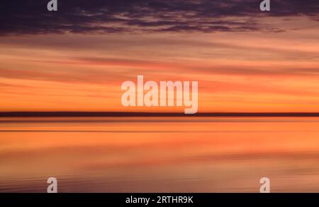 Lever de soleil sur la mer des Wadden au large de Sylt Banque D'Images