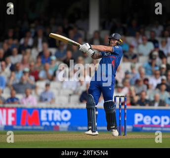 Londres ANGLETERRE - 13 2023 septembre : Ben Stokes d'Angleterre en action au bâton lors du troisième match international Metro Bank One Day entre l'Angleterre et la Nouvelle-Zélande au Kia Oval . Londres Banque D'Images