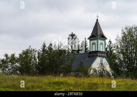 L'église de Þingvallakirkja date de 1859. Situé à Þingvellir (Thingvellir), un site historique et parc national en Islande. 6 août 2023. Banque D'Images
