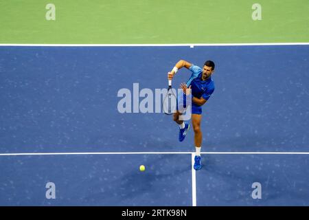 Novak Djokovic (SBR) participe à la finale du simple masculin de l'US Open de tennis 2023 Banque D'Images