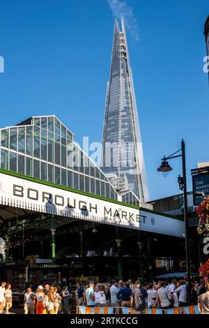 Borough Market avec The Shard dans le Backround, Londres, Royaume-Uni. Banque D'Images