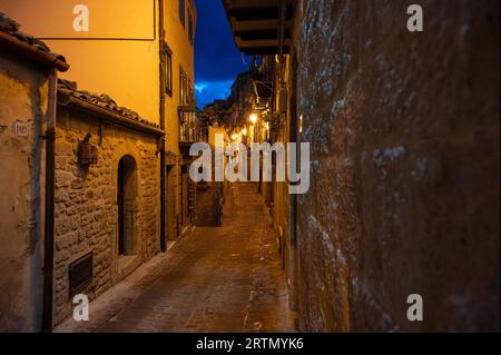 Gangi, uno dei borghi più belli d'Italia, Parco delle Madonie, Palerme, Sicile Banque D'Images