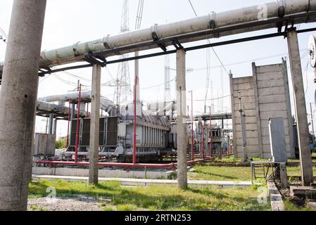 Installations énergétiques ukrainiennes après le bombardement par la Russie terroriste Banque D'Images