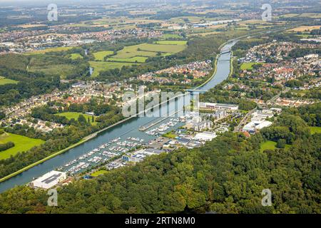 Luftbild, Yachthafen Marina Rünthe am Datteln-Hamm-Kanal, Rünthe, Bergkamen, Ruhrgebiet, Rhénanie-du-Nord-Westphalie, Deutschland ACHTUNGxMINDESTHONORARx60xEURO *** vue aérienne, Marina Rünthe à Datteln Hamm canal, Rünthe, Bergkamen, région de la Ruhr, Rhénanie du Nord Westphalie, Allemagne ATTENTIONxMINESTHONORARx60xEURO Banque D'Images