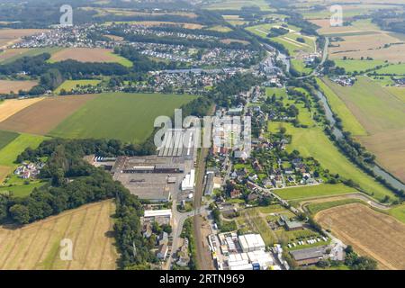 Luftbild, KS Logistic und Service GMBH, Hauptstraße und Ortsansicht Dellwig und Langschede, Dellwig, Fröndenberg, Ruhrgebiet, Nordrhein-Westfalen, Deutschland ACHTUNGxMINDESTHONORARx60xEURO *** vue aérienne, KS Logistic und Service GMBH, vue sur la rue principale et le village Dellwig et Langschede, Dellwig, Fröndenberg, région de la Ruhr, Rhénanie du Nord Westphalie, Allemagne ACHTUNGxMINDESTHONORARx60xEURO Banque D'Images