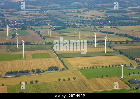 Luftbild, Windräder auf Wiesen und Feldern BEI Ostbüren, Ostbüren, Fröndenberg, Ruhrgebiet, Rhénanie-du-Nord-Westphalie, Deutschland ACHTUNGxMINDESTHONORARx60xEURO *** vue aérienne, éoliennes sur prairies et champs près de Ostbüren, Ostbüren, Fröndenberg, région de la Ruhr, Rhénanie du Nord Westphalie, Allemagne ATTENTIONxMINESTHONORARx60xEURO Banque D'Images