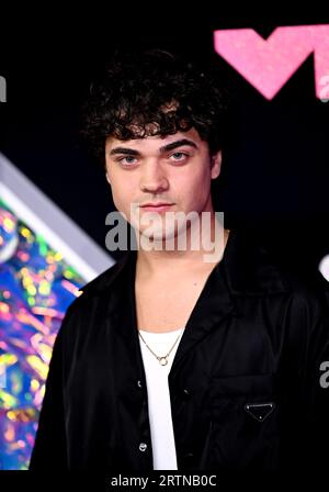 Alexander Stewart assiste aux MTV Video Music Awards 2023 qui se tiennent au Prudential Center de Newark, New Jersey. Date de la photo : mardi 12 septembre 2023. Banque D'Images