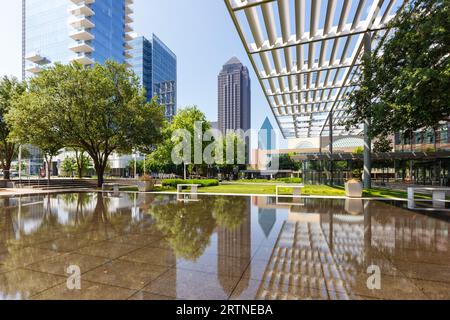 Dallas, USA - 5 mai 2023 : Dallas Performing Arts Center Theater Building au Texas Dallas, USA. Banque D'Images
