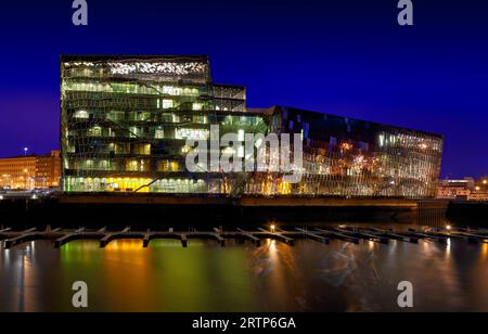 Harpa Concert Hall à Reykjavik, Islande Banque D'Images