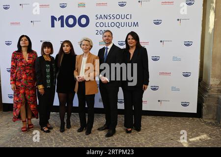 Potsdam, Allemagne, 14 septembre 2023, (de gauche à droite) Jasmin Tabatabai, Mersedeh Shahinkar, Shima Babaei, Ursula von der Leyen, Mike Schubert, Düzen Tekkal assistent au M100 Media Award décerné au mouvement iranien « femmes, vie, liberté » dans l’Orangerie de Park Sanssouci. Sven Struck/Alamy Live News Banque D'Images