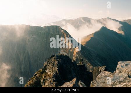 Vue sur l'incroyable montagne de Canigo. France Pyrénées. Photo de haute qualité Banque D'Images