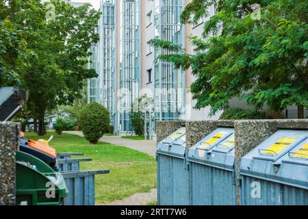 Prohlis est un quartier de Dresde dans l'arrondissement du même nom, situé dans le sud-est de la ville sur le Geberbach et généralement assimilé au Banque D'Images