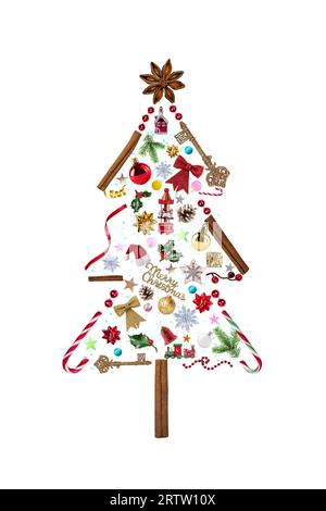 Décorations de Noël en forme d'arbre de Noël. Arbre de Noël créatif isolé sur blanc. Banque D'Images