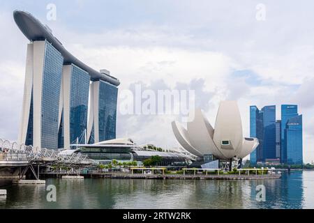 Marina Bay Sands et le Musée ArtScience à Marina Bay, Singapour Banque D'Images
