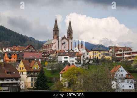 Forbach, village historique dans le Bade-Württemberg près du parc national de la Forêt Noire Banque D'Images