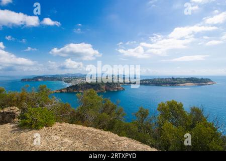 Paysage de l'île de Procida de la soi-disant table du roi à la réserve naturelle de Vivara, Naples, Italie Banque D'Images