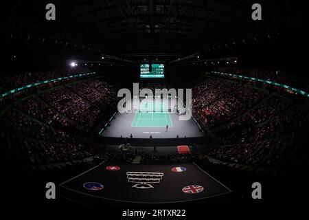 AO Arena, Manchester, Lancashire, Royaume-Uni. 15 septembre 2023. Vue générale de l'AO Arena pendant Andy Murray (GBR) v Leandro Riedi (SUI) en finale de la coupe Davis 2023 Group Stage Match entre la Grande-Bretagne et la Suisse crédit : Touchlinepics/Alamy Live News Banque D'Images