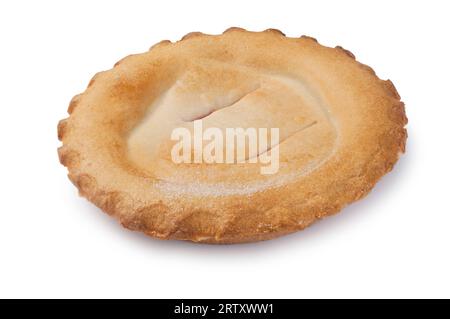 Photo studio d'une tarte aux fruits découpée sur fond blanc - John Gollop Banque D'Images