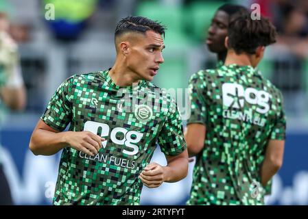 Groningen, pays-Bas. 15 septembre 2023. GRONINGEN, PAYS-BAS - SEPTEMBRE 15 : Joey Peluessy du FC Groningen se réchauffe lors du match néerlandais Keuken Kampioen Divisie entre le FC Groningen et ado Den Haag à Euroborg le 15 septembre 2023 à Groningen, pays-Bas (photo de Pieter van der Woude/ Orange Pictures) crédit : Orange pics BV/Alamy Live News Banque D'Images