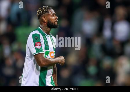 Groningen, pays-Bas. 15 septembre 2023. GRONINGEN, PAYS-BAS - SEPTEMBRE 15 : Leandro Bacuna du FC Groningen est déçu de la défaite du match néerlandais Keuken Kampioen Divisie entre le FC Groningen et ado Den Haag à Euroborg le 15 septembre 2023 à Groningen, pays-Bas (photo de Pieter van der Woude/ Orange Pictures) crédit: orange pics BV/Alamy Live News Banque D'Images