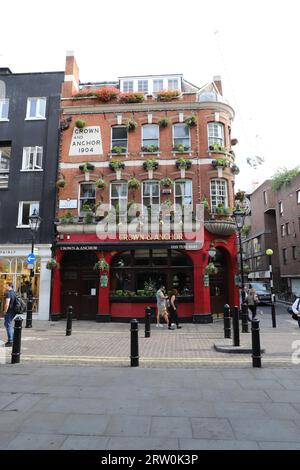 Extérieur du Crown and Anchor pub Neal Street, Londres, Royaume-Uni septembre 2023 Banque D'Images