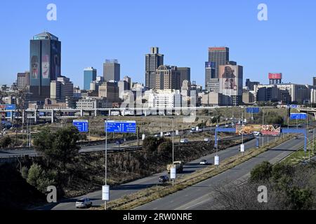 Skyline, au premier plan l'autoroute M1, Central Business District, Johannesburg, province de Gauteng, Afrique du Sud Banque D'Images