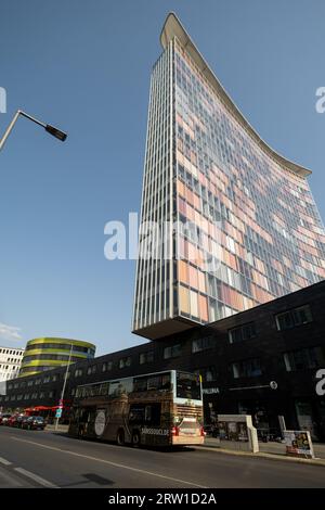 18.06.2022, Allemagne, Berlin, Berlin - Rocket Tower (anciennement GSW High-Rise), Rocket Internet se Headquarters, sur Rudi-Dutschke-Strasse dans le Kreuzb Banque D'Images