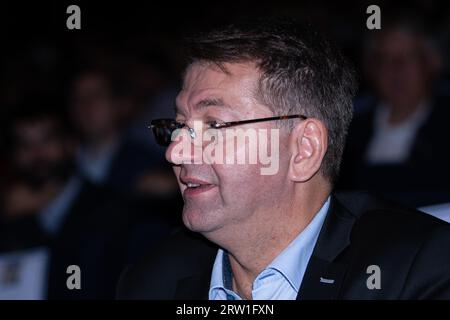 Marseille, France. 14 septembre 2023. Patrice Vergriete, Ministre délégué au logement est vu lors de la conférence. L'Union syndicale de l'immobilier (Unis) tient sa convention annuelle d'automne à Marseille dans un contexte de crise du secteur de la vente immobilière et de début de récession dans le secteur du logement en raison de la hausse des taux d'intérêt et de l'inflation persistante en France. Crédit : SOPA Images Limited/Alamy Live News Banque D'Images