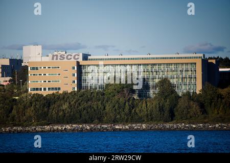 Campus Akerley du NSCC à Dartmouth. NOVA SCOTIA COMMUNITY COLLEGE Banner sur son campus à Waterfront compte 13 campus et 6 centres d'apprentissage. HALIFAX, N.-É Banque D'Images