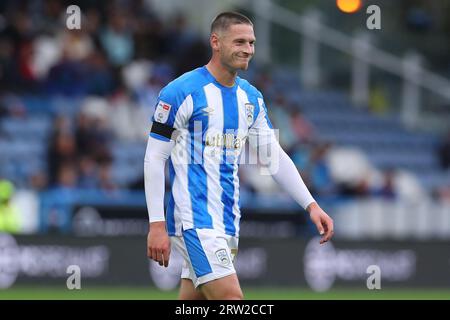 Huddersfield, Royaume-Uni. 16 septembre 2023. Ben Wiles de Huddersfield Town pendant le match du championnat Sky Bet Huddersfield Town vs Rotherham United au John Smith's Stadium, Huddersfield, Royaume-Uni, le 16 septembre 2023 (photo de Ryan Crockett/News Images) à Huddersfield, Royaume-Uni le 9/16/2023. (Photo de Ryan Crockett/News Images/Sipa USA) crédit : SIPA USA/Alamy Live News Banque D'Images