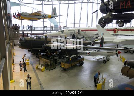 Lancaster Mk X avec un Mosquito, Concorde, P51 Mustang, TSR-2 et un Lysander Banque D'Images