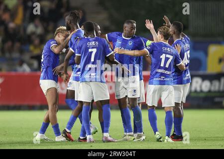 Bruxelles, Belgique. 16 septembre 2023. Les joueurs de Genk célèbrent lors d'un match de football entre la Royale Union Saint-Gilloise et le KRC Genk, samedi 16 septembre 2023 à Bruxelles, le jour 07 de la saison 2023-2024 de la Jupiler Pro League première division du championnat belge. BELGA PHOTO BRUNO FAHY crédit : Belga News Agency/Alamy Live News Banque D'Images