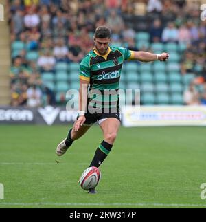 Northampton ANGLETERRE - 16 2023 septembre : James Grayson (c) de Northampton Saints lors du match entre Northampton Saints et Cambridge Rugby au Cinch Stadium Franklinn’s Gardens. Northampton Banque D'Images