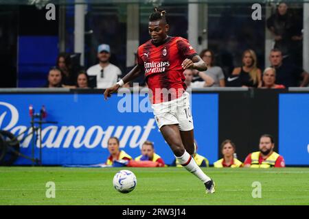 Milan, Italie. 16 septembre 2023. Rafael Leao (AC Milan) lors du championnat italien Serie A match de football entre le FC Internazionale et l'AC Milan le 16 septembre 2023 au stade Giuseppe Meazza de Milan, Italie - photo Morgese-Rossini/DPPI crédit : DPPI Media/Alamy Live News Banque D'Images