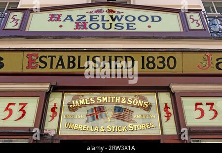 James Smith & Sons parapluies, fondée en 1830, Hazelwood House, 53 New Oxford St, Londres, WC1A 1BL Banque D'Images